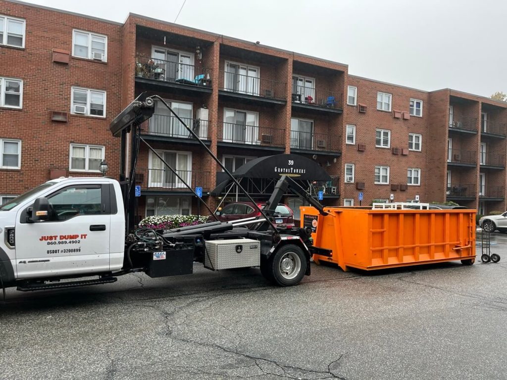 Just Dump It Truck in New London, CT_1